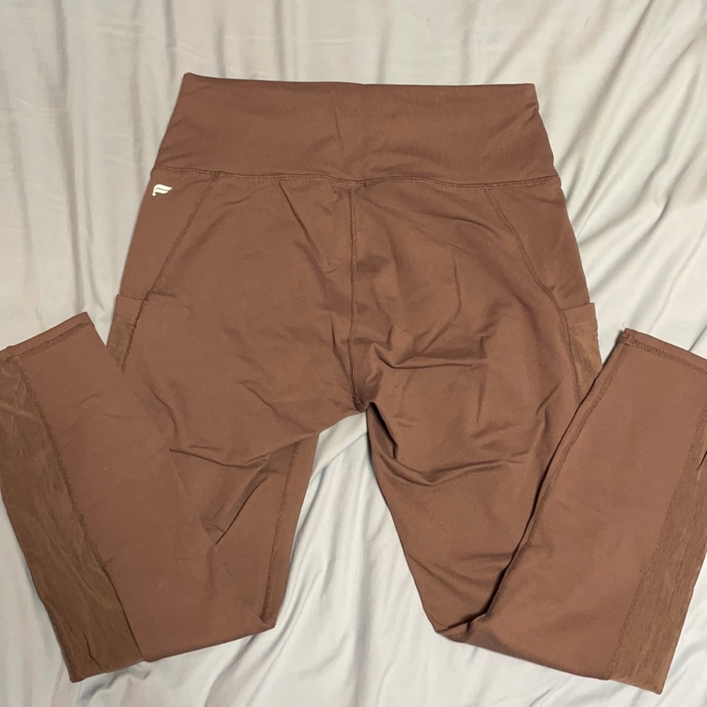 Fabletics Mila High-Waisted Pocket Capri